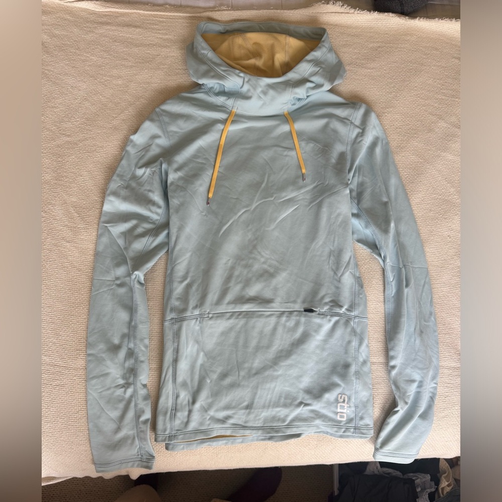 Stio women’s Fremont hoodie brand new